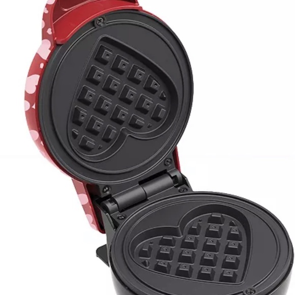 Eat with love . Mini Heart waffle maker - Picture 2 of 3